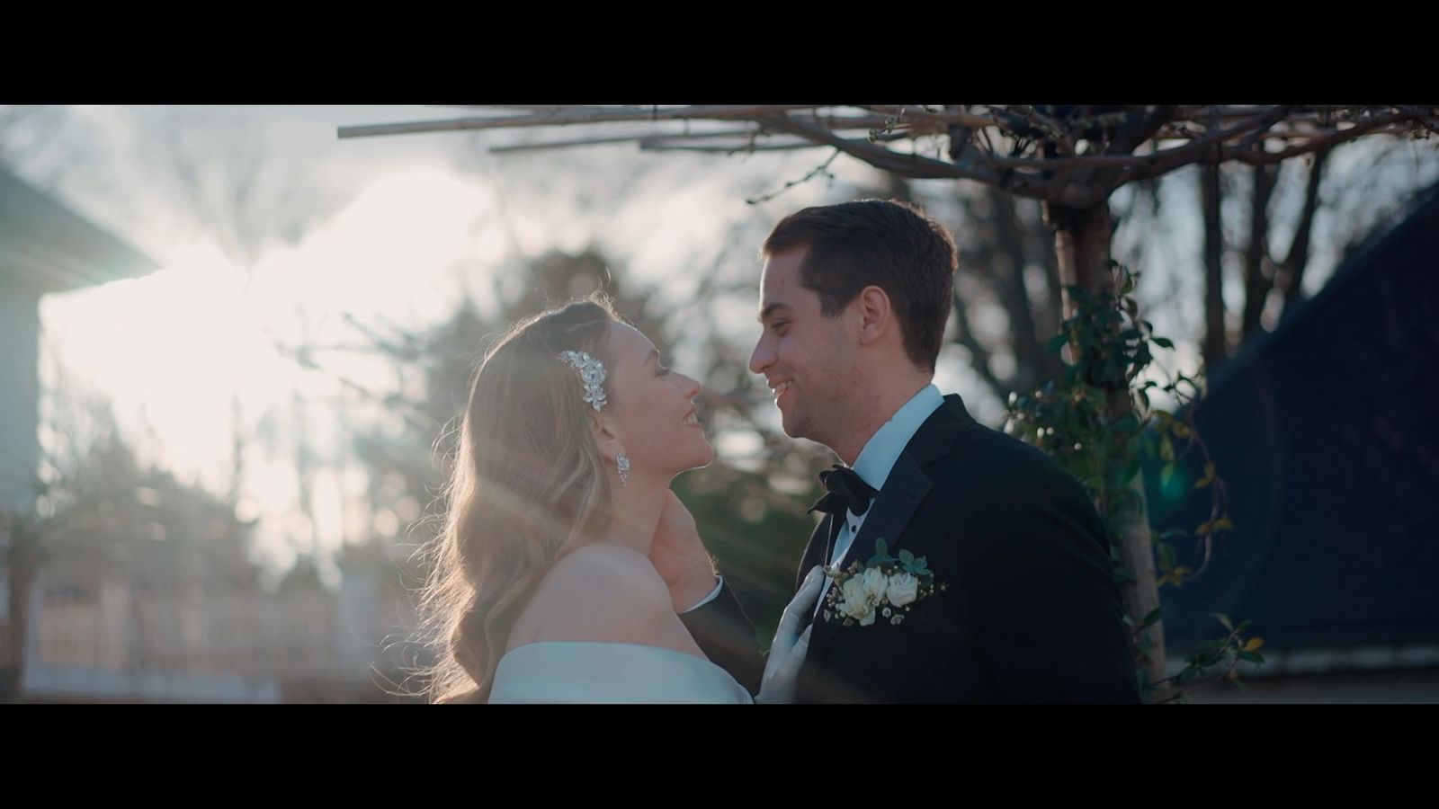 Regard tendre entre mariés — extrait de film Story Film